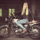 Triumph Bonneville T120 Scrambler 