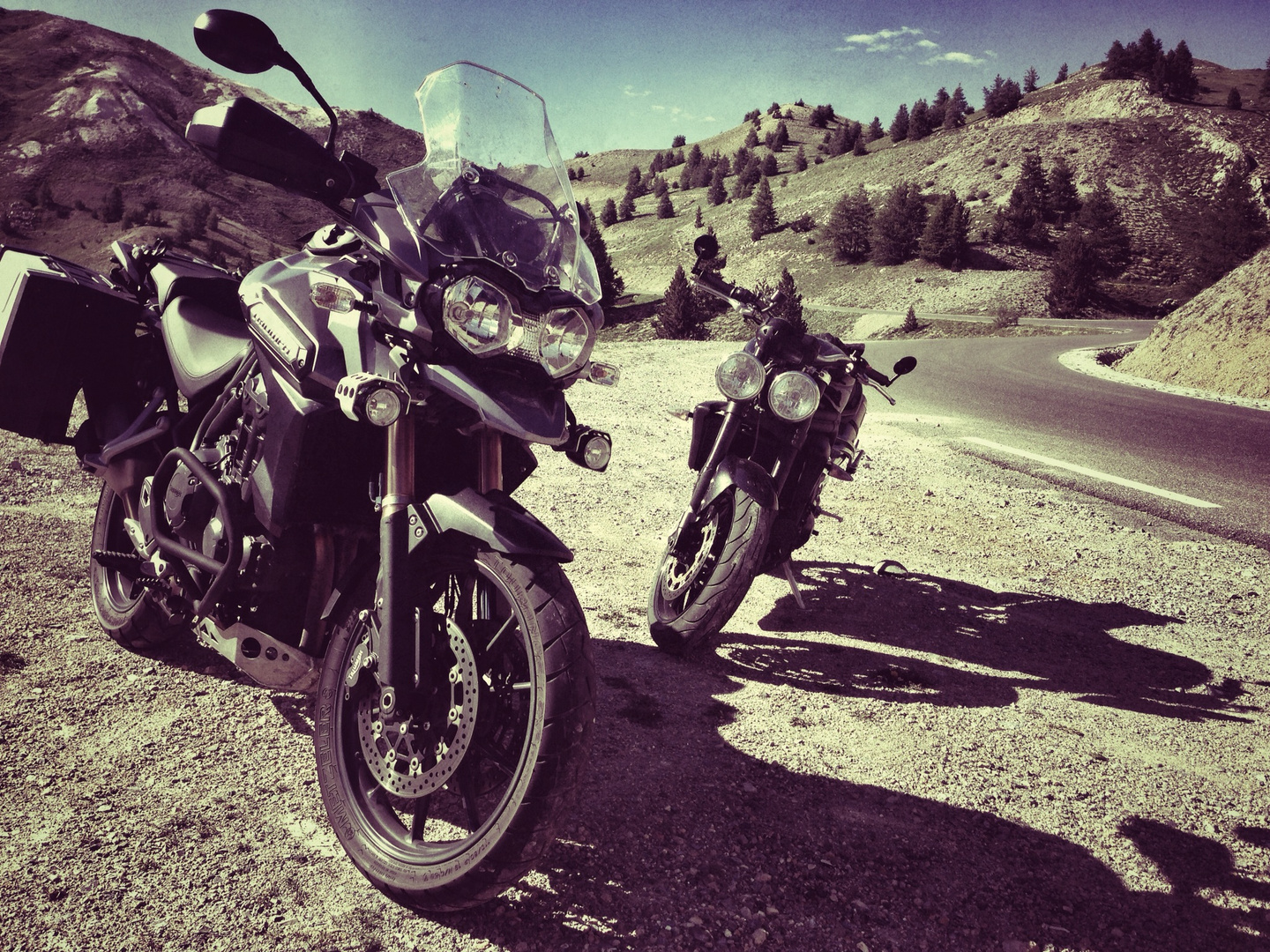 Triumph Explorer / Speed Triple - in the mountains