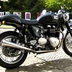 Triumph Thruxton 900