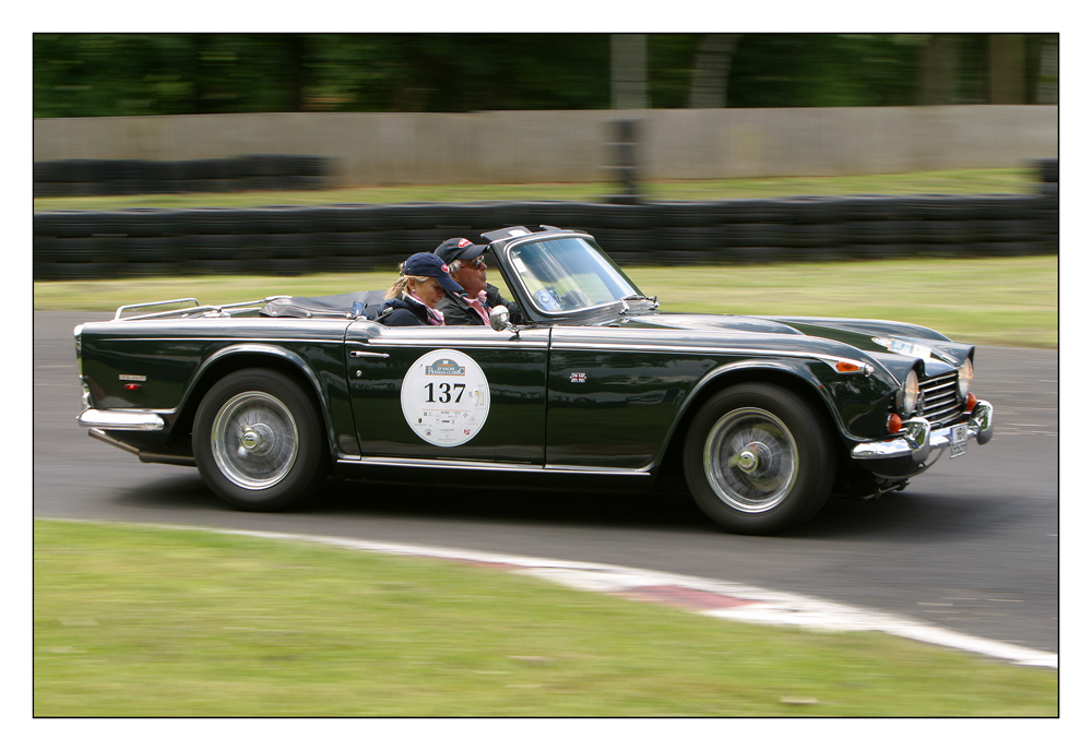 Triumph TR 250