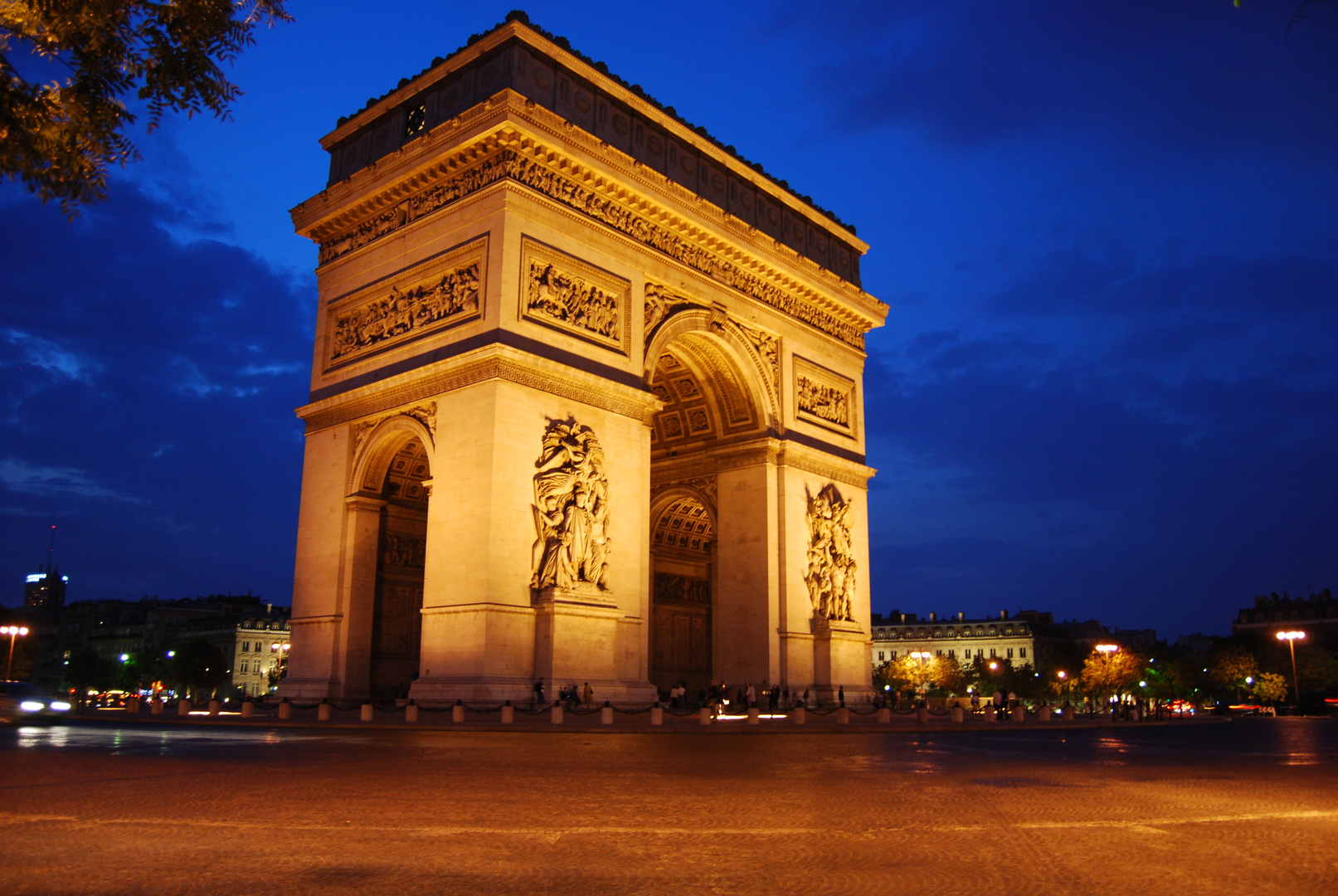 Triumphbogen Paris Arc de Triomphe bei Nacht Foto Bild Triumphbogen Paris Arc de Triomphe bei Nacht Foto Bild