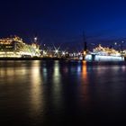 Trockendock bei Nacht