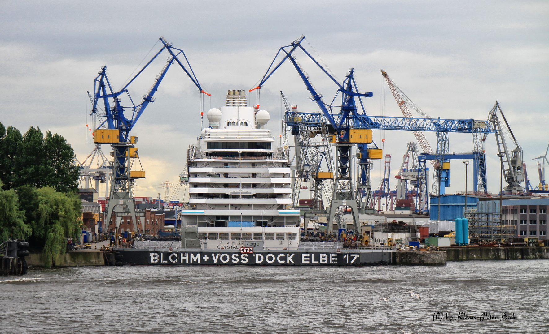 Trockendock Elbe 17