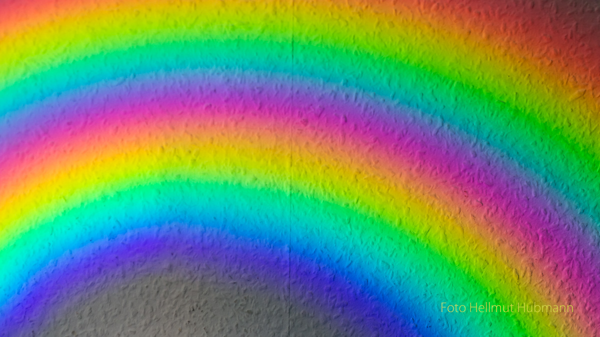 TROCKENER, TEMPORÄRER REGENBOGEN