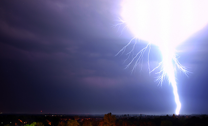 trockenes Gewitter