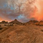 Trockengewitter über der Spitzkoppe