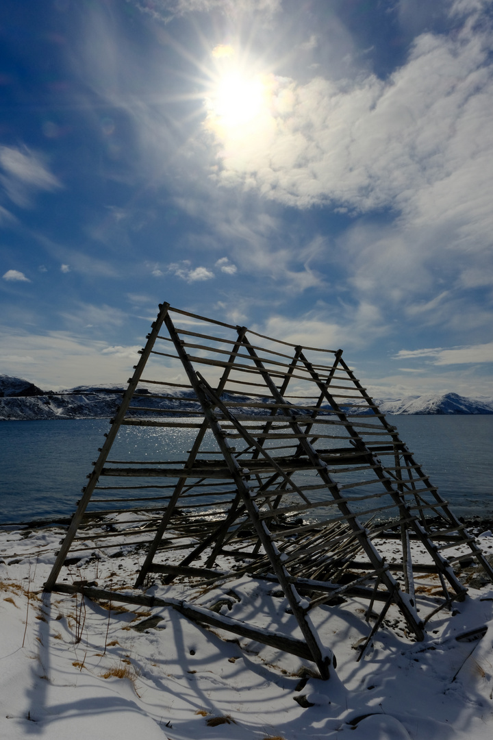 Trockenstativ im Sonnenlicht