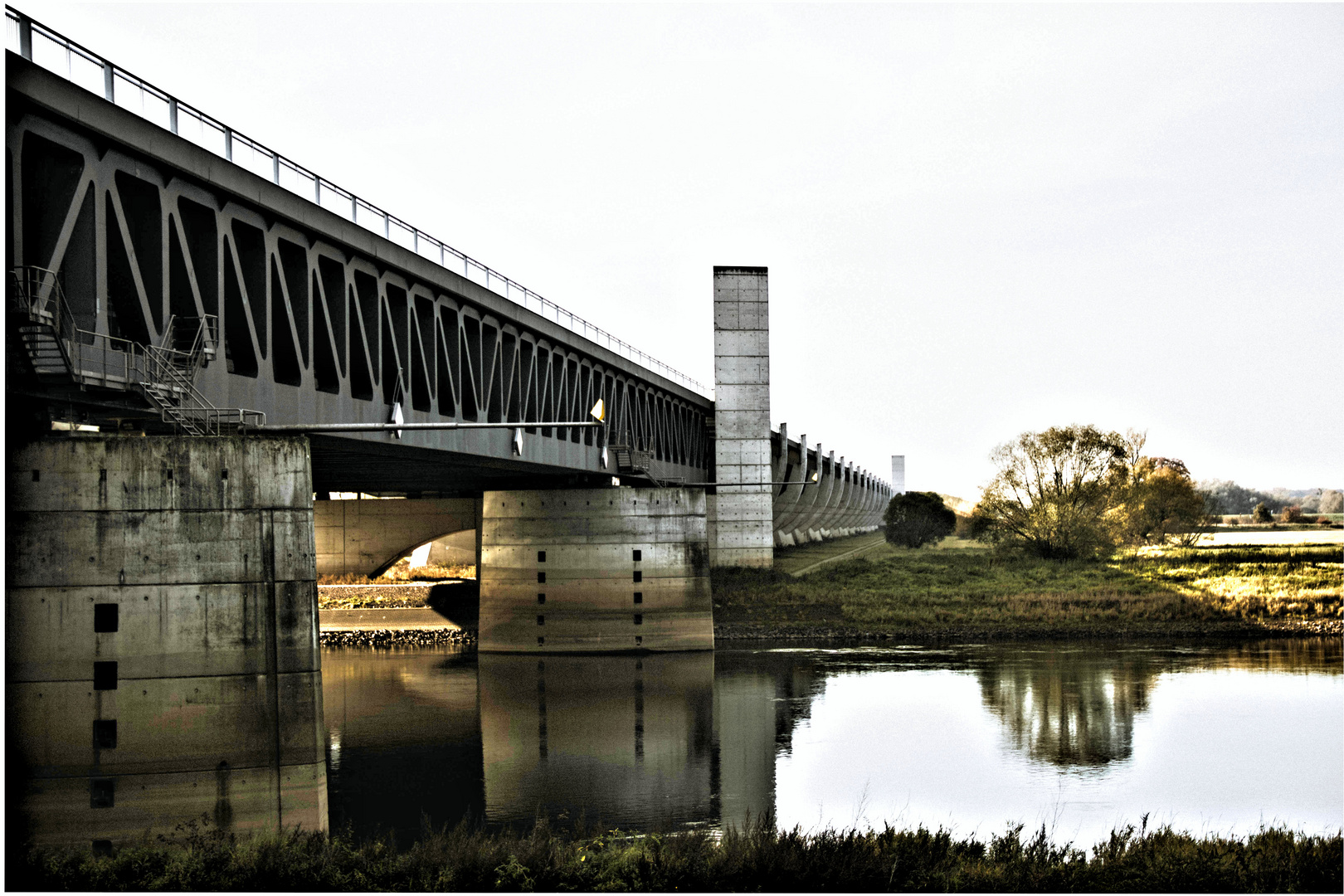 Trogbrücke Wasserstraßenkreuz Magdeburg