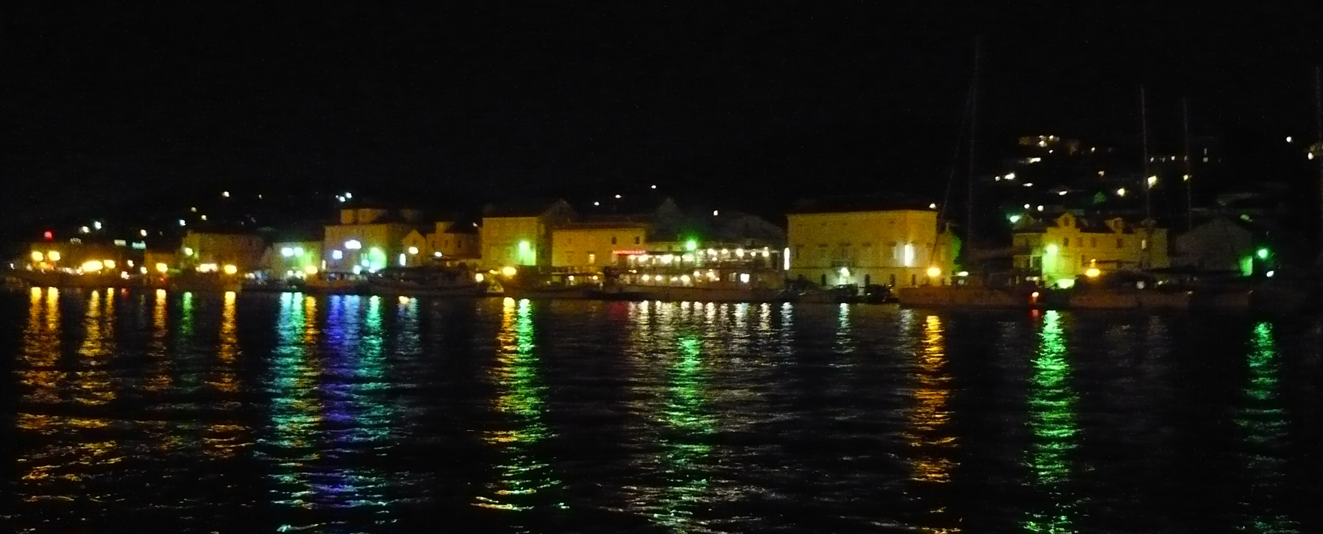 Trogir bei Nacht