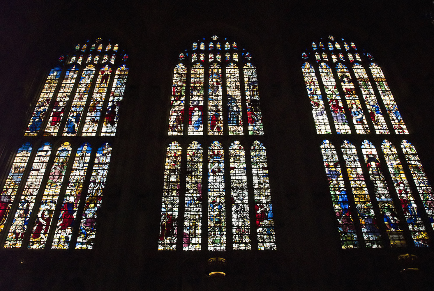 Trois des vitraux de la nef -- Chapelle de King’s College 