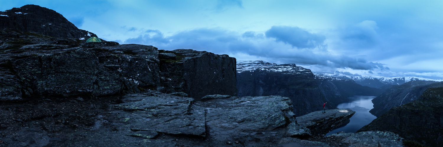 Trolltunga Camp