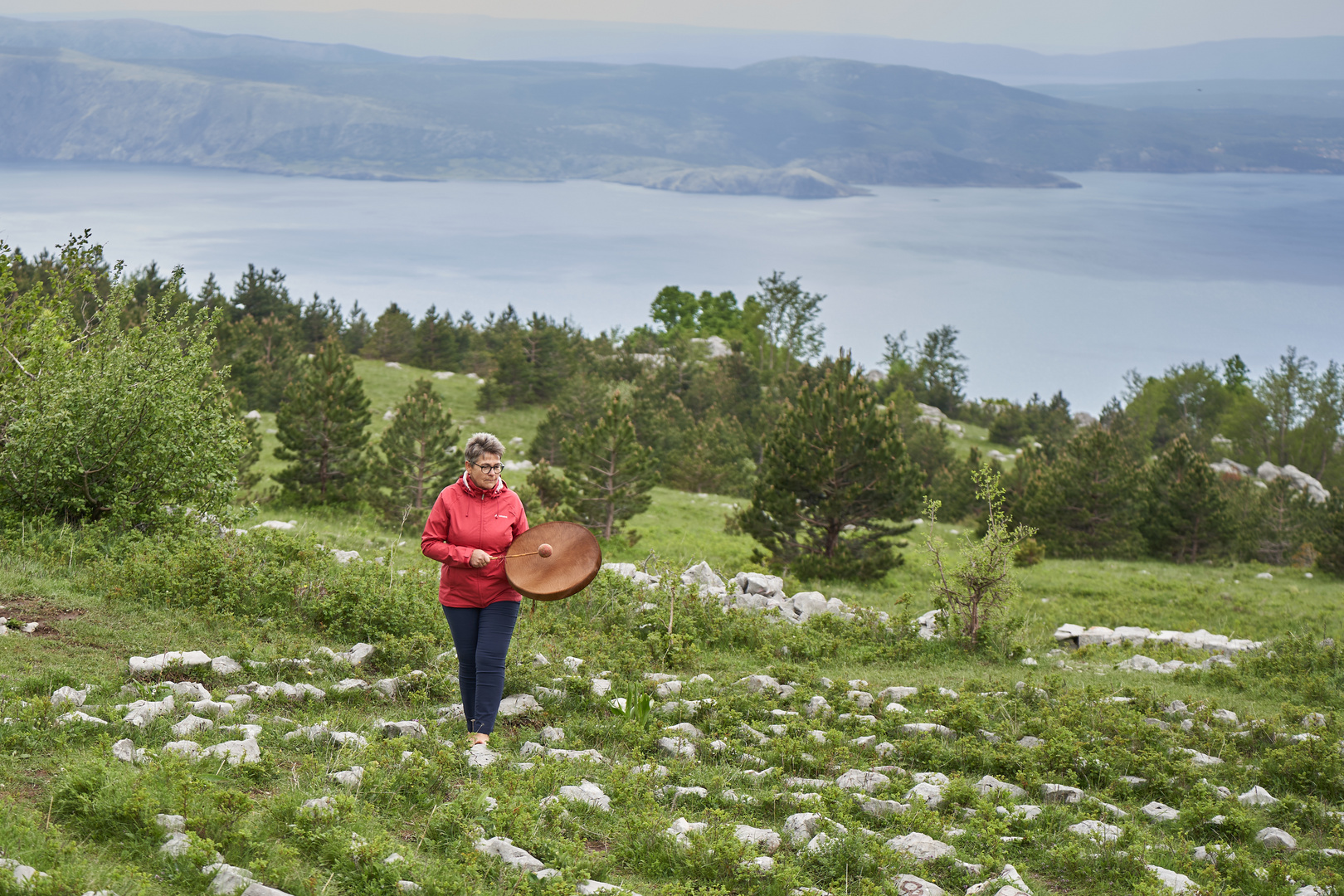 Trommeln im Steinlabyrinth