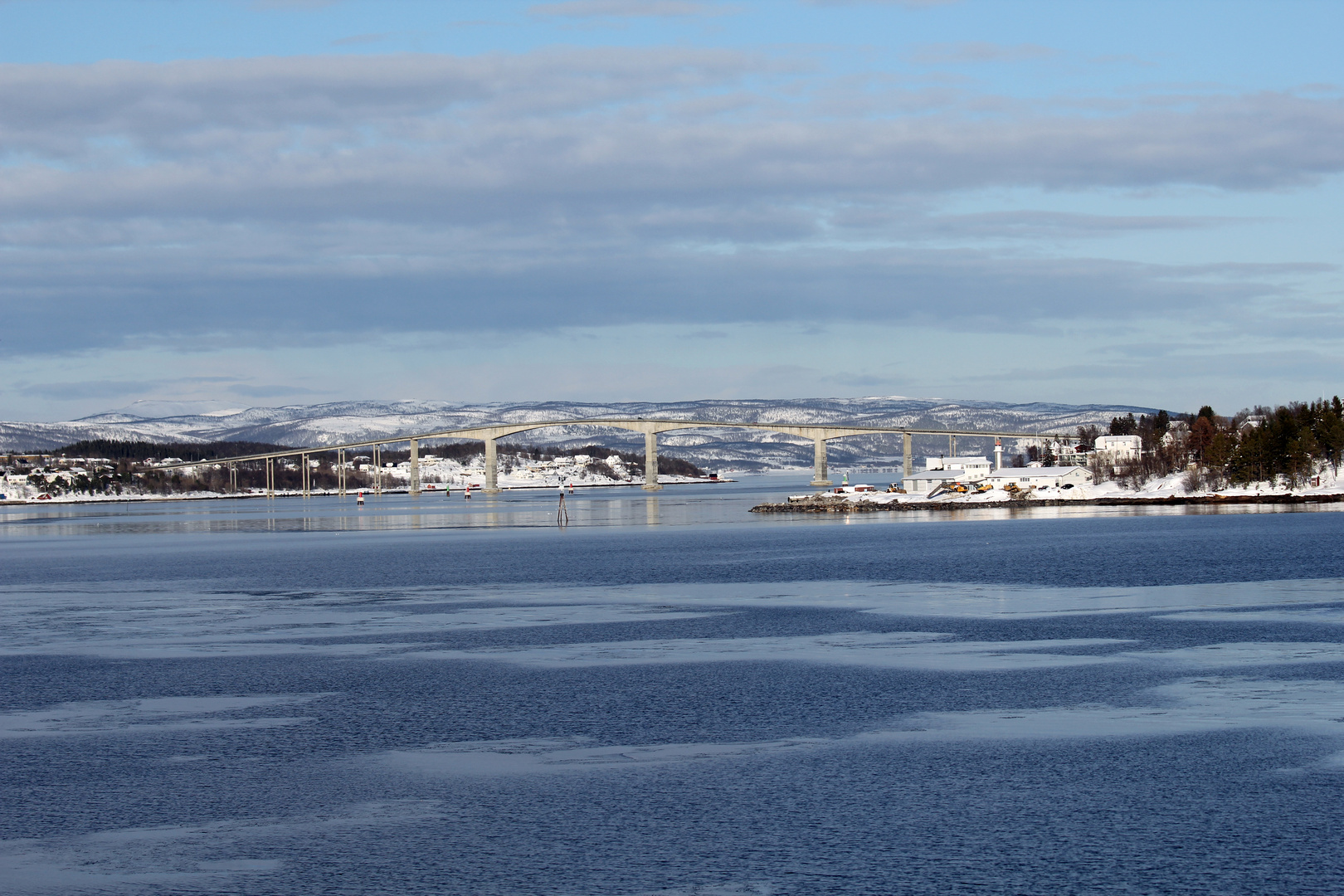 Tromsø-Brücke  - Tromsøbrua - -1-