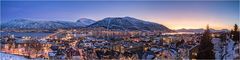 Tromsø Norwegen im polarem Tageslicht
