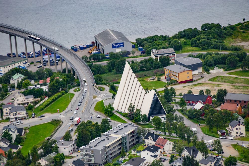 Tromso - 4 - Eismeerkathedrale von oben