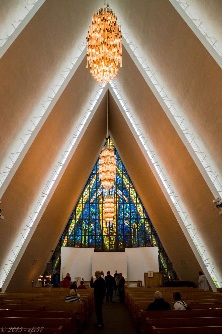 Tromso - 6 - Eismeerkathedrale - Altar