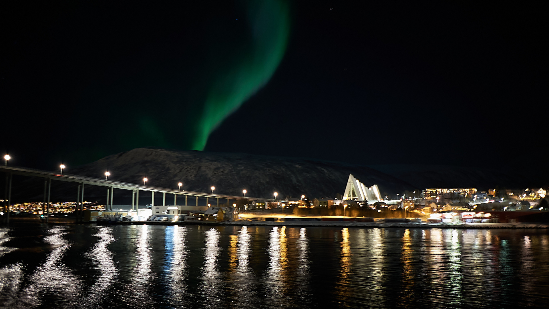 Tromso Polarlicht Eismeerkathedrale