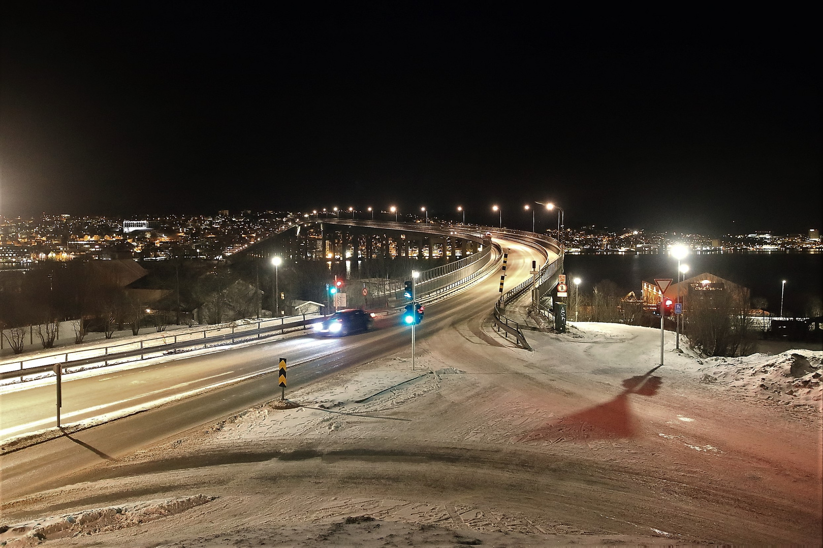 Tromsö bei Nacht