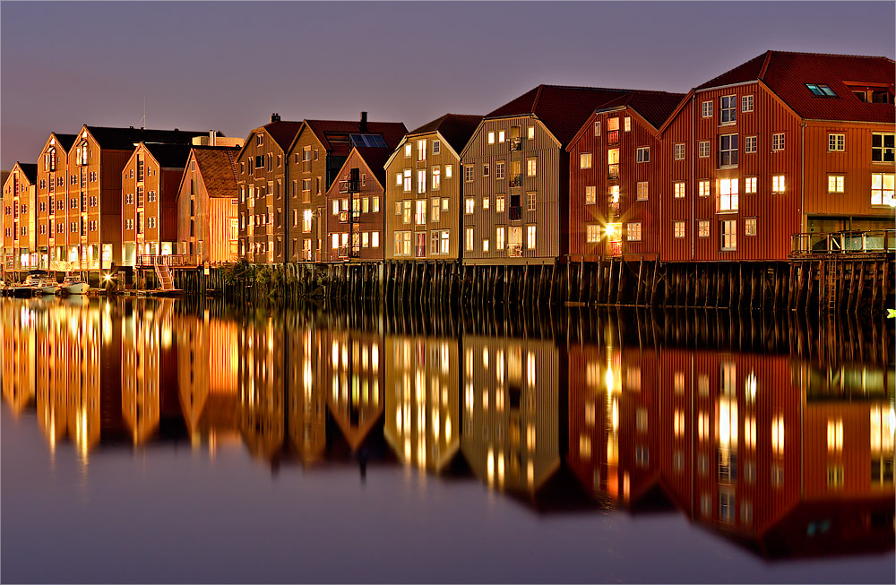 Trondheim, die berühmten Pfahlbauten - Norwegen VII