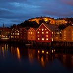 Trondheim - Pfahlbauten @ night