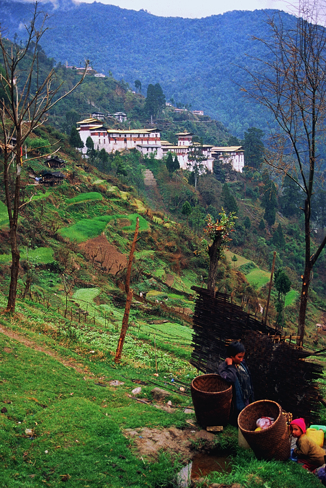 Trongsa dzong from th other valley side