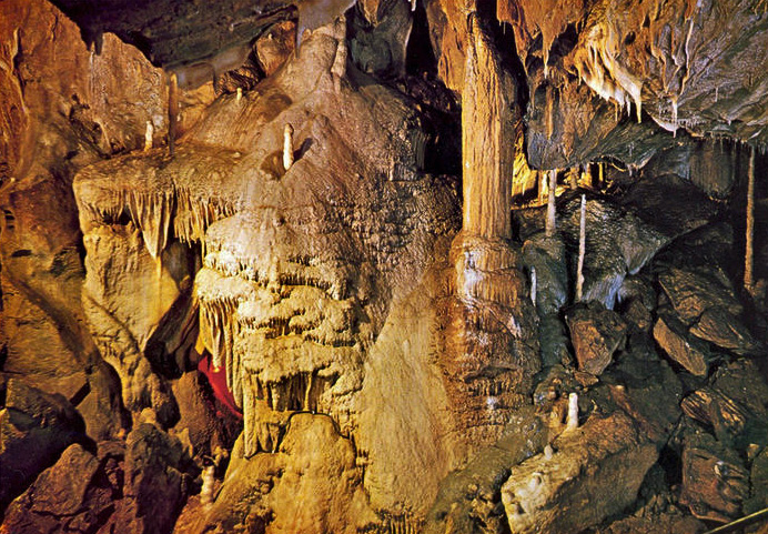 Tropfsteinhöhle