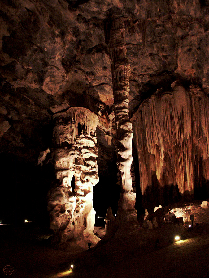 Tropfsteinhöhle