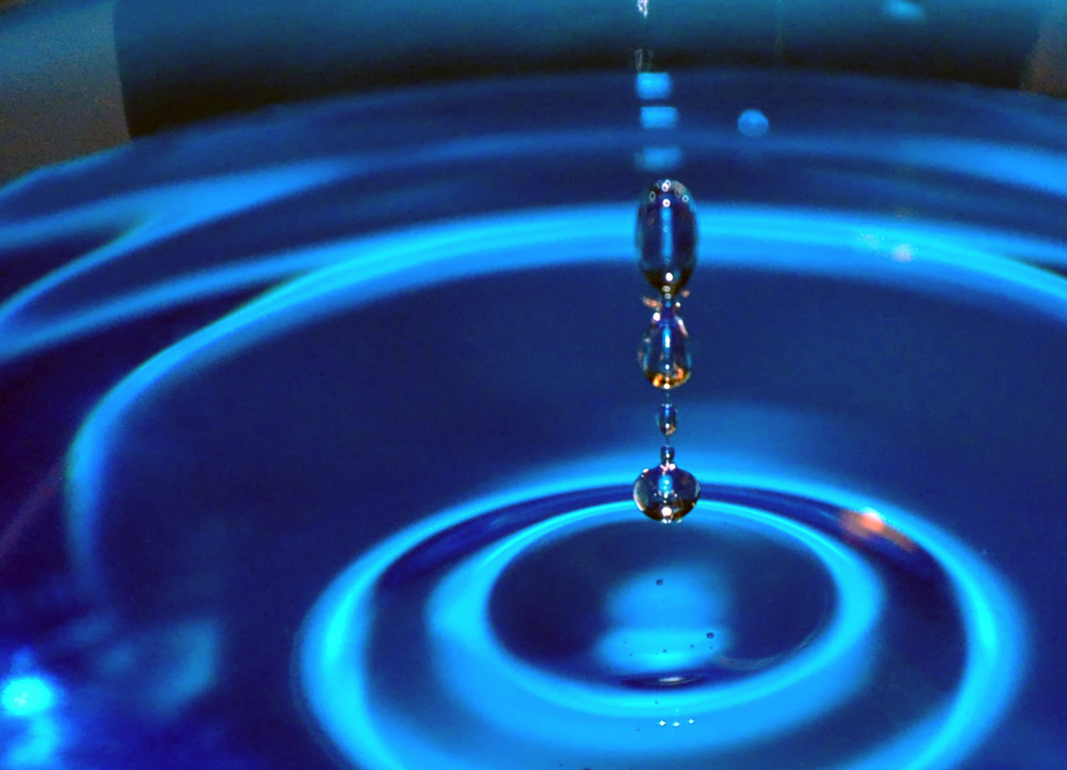 Tropf.tropf,tropf..... Foto & Bild die elemente, natur Bilder auf