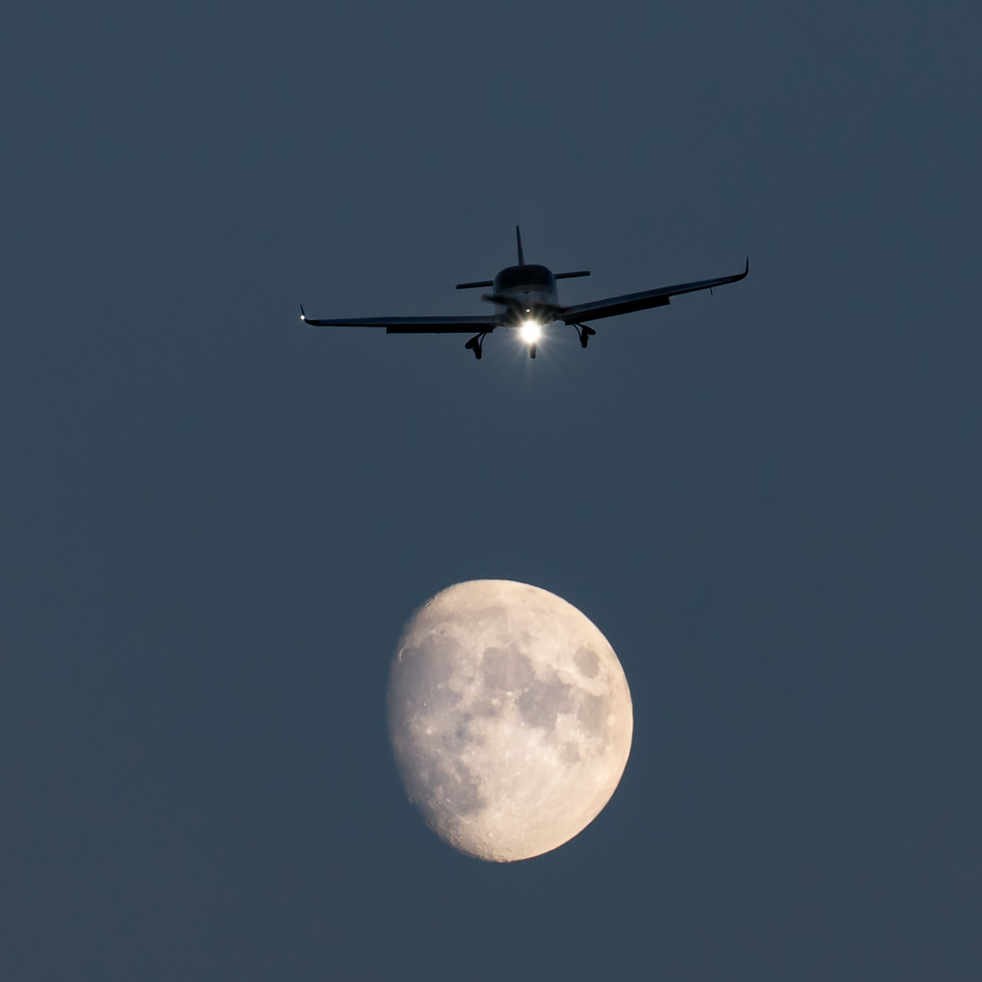 Trotz meiner Funkanweisungen hat es nicht zu einer Punktlandung auf dem Mond gereicht...