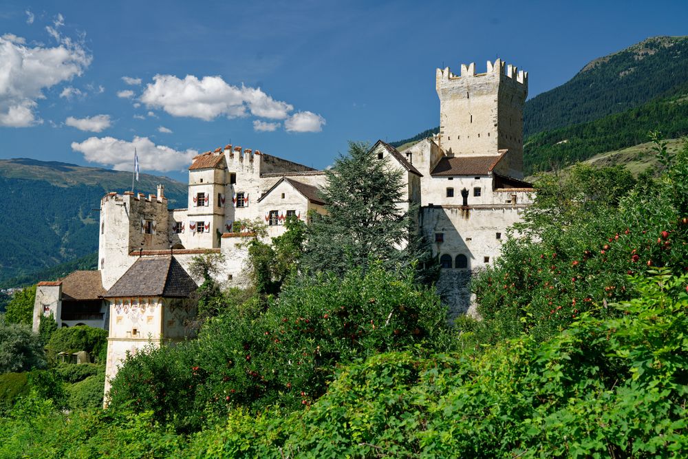 Trotzige Ritterburg in Südtirol