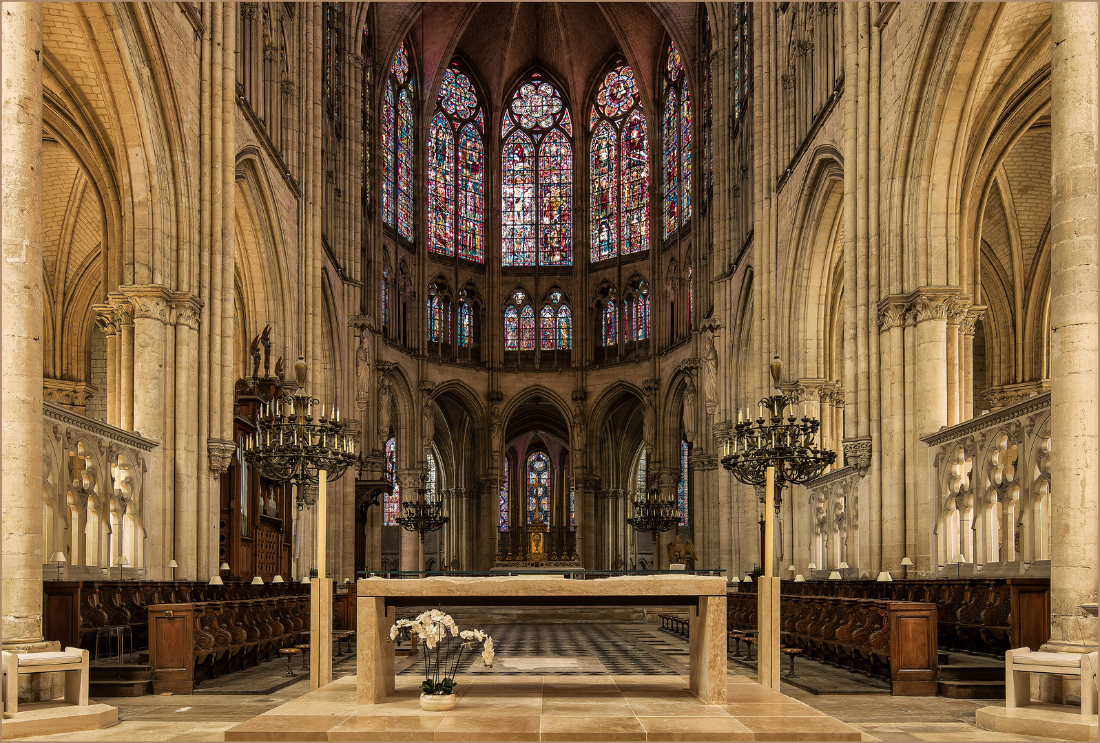 TROYES-KATHEDRALE ST. PIERRE et ST. PAUL-HAUPTCHOR.