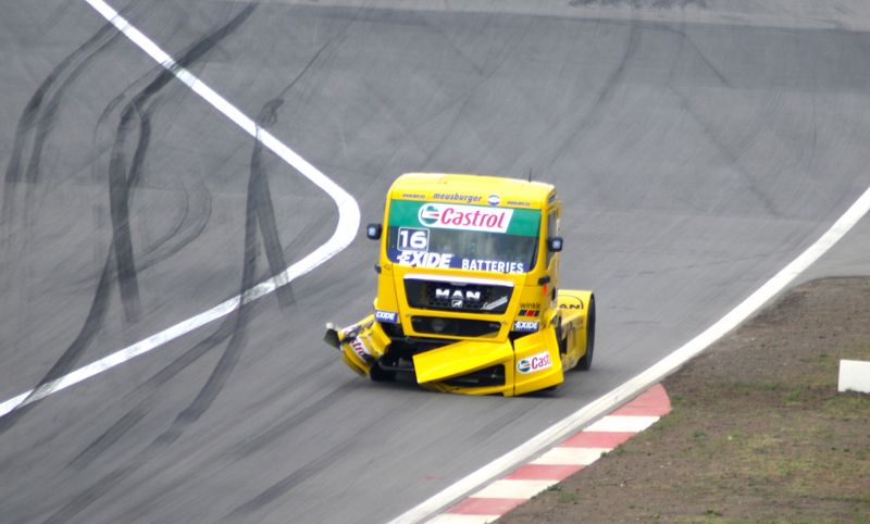 Truck_GP_Nürburgring_2010_Leichte Kampfspuren