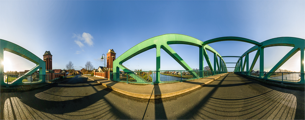 Truss bridge (360°-Ansicht)