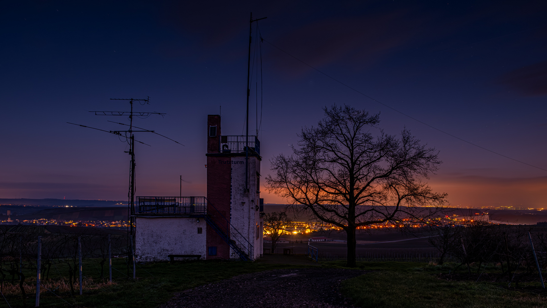 Trutzturm bei Nacht