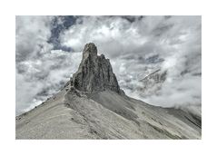 Tschingellochtighorn (2'735 m.)