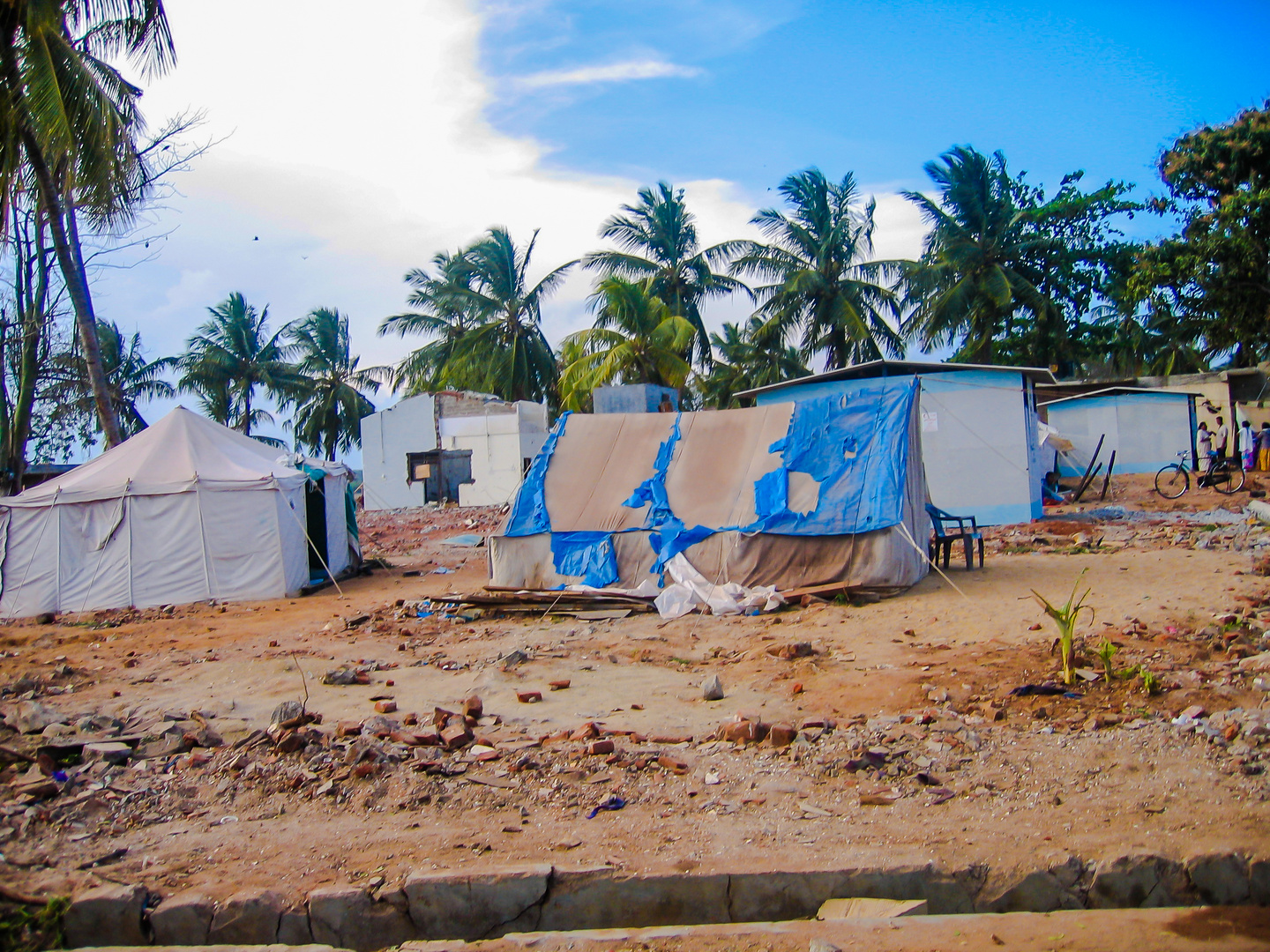 Tsunami-Zeltlager in Hambantota