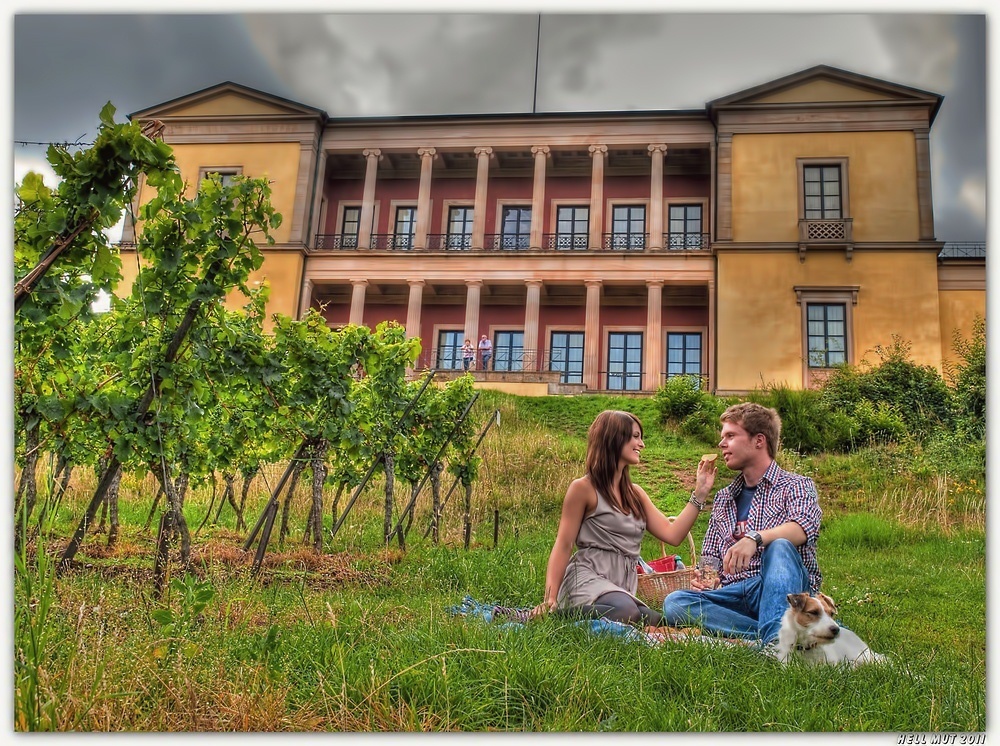 Tête-à-tête an der Villa Ludwigshöhe