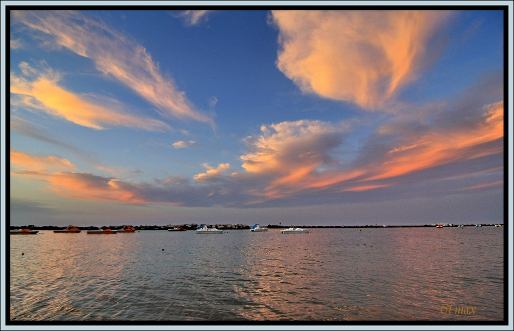 Ttramonto sul mare