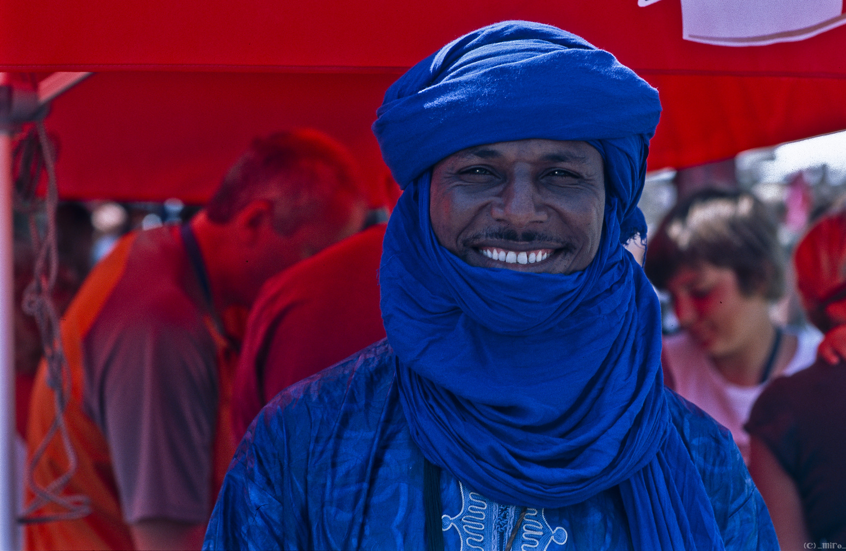 Tuareg im blauen Kaftan