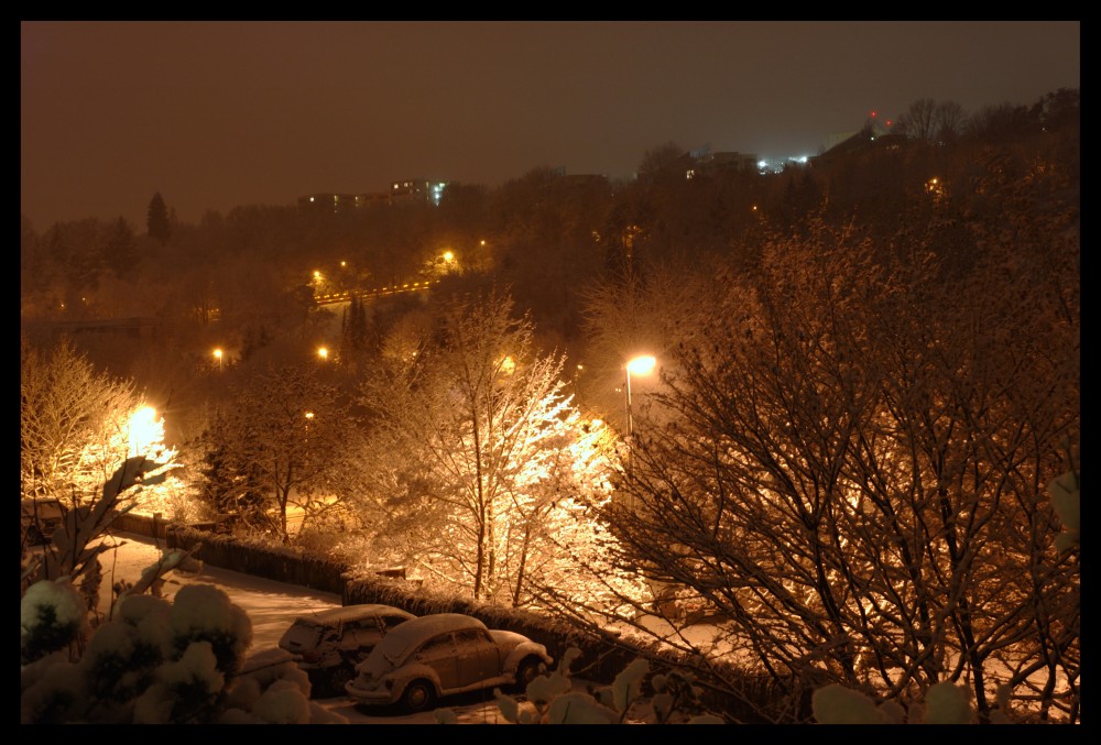 Tübingen bei Nacht und Schnee