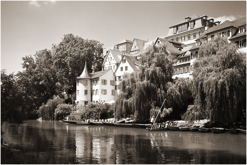 Tübingen: Neckarpartie mit Hölderlinturm