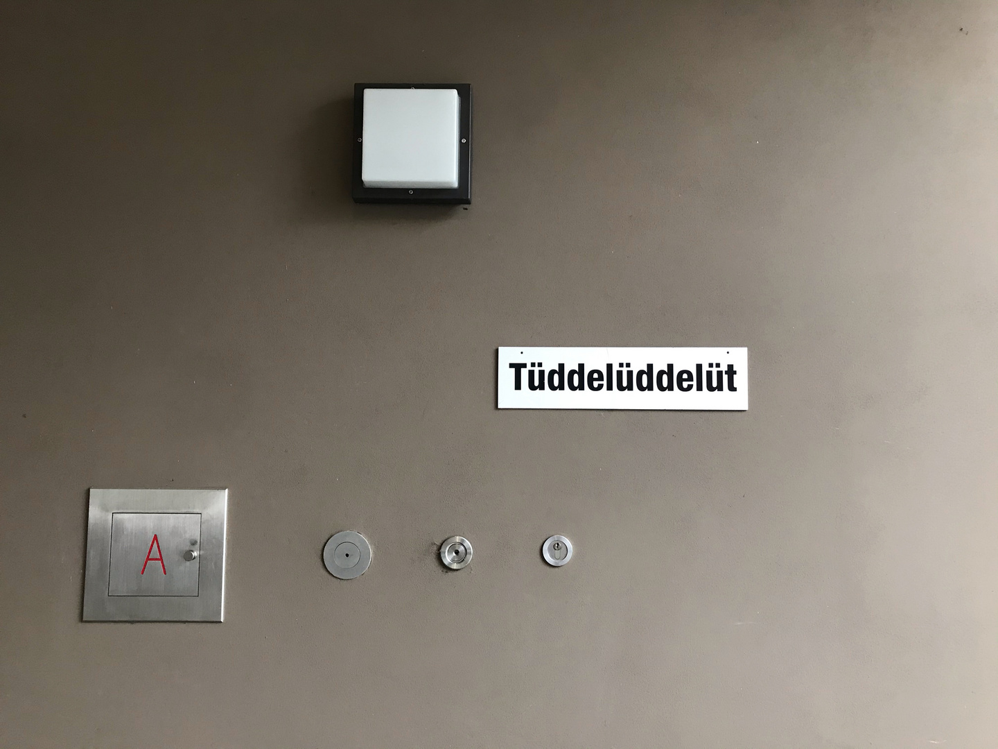 Tüddelüddelüt