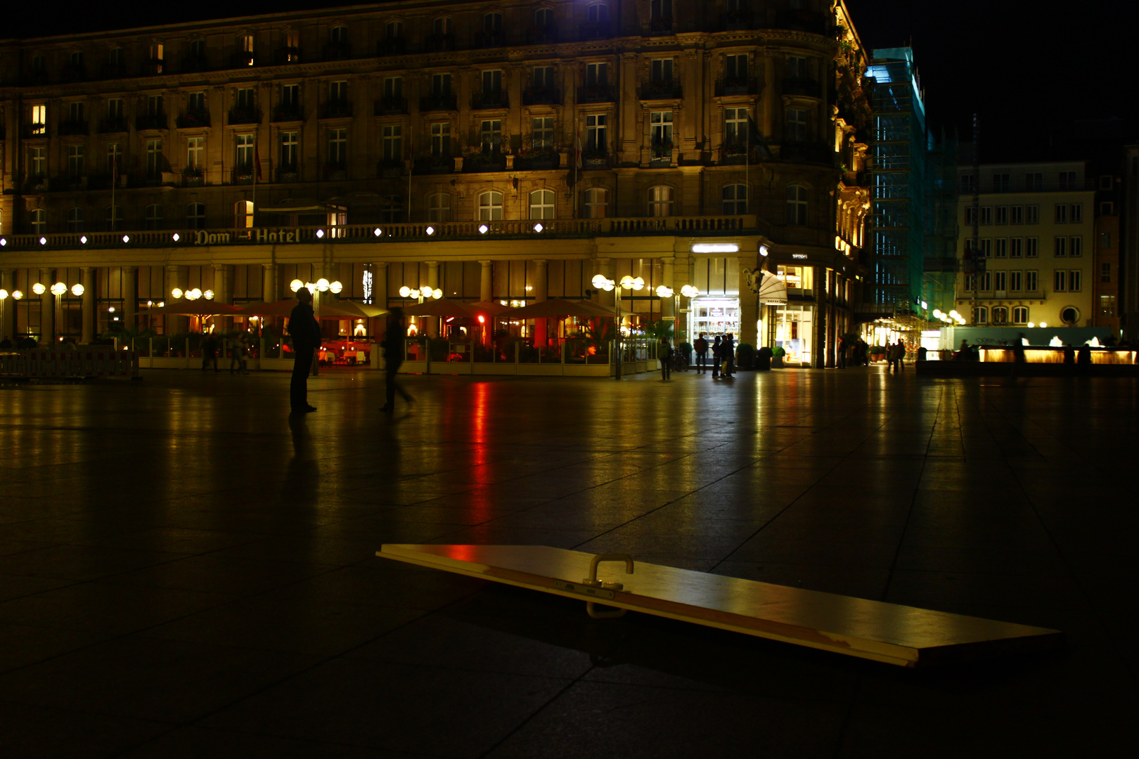 Tür am Domplatz