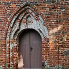 Tür der alten Dorfkirche von Mellenthin auf Usedom