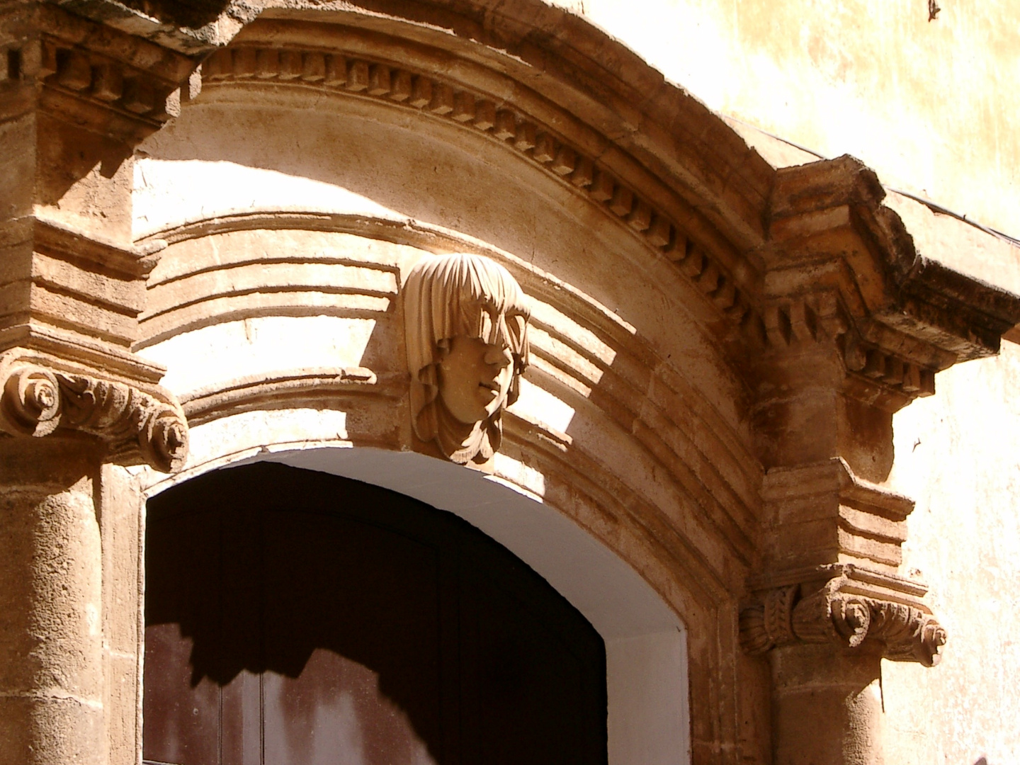 Tür Kapitel, Menorca