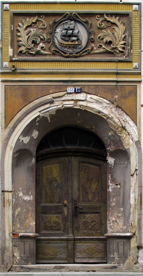 Tür und Fassadendetail in Bad Schandau / Sachsen