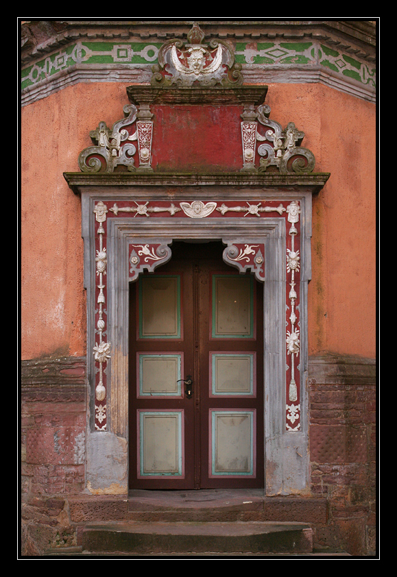 Tür zur Bibliothek