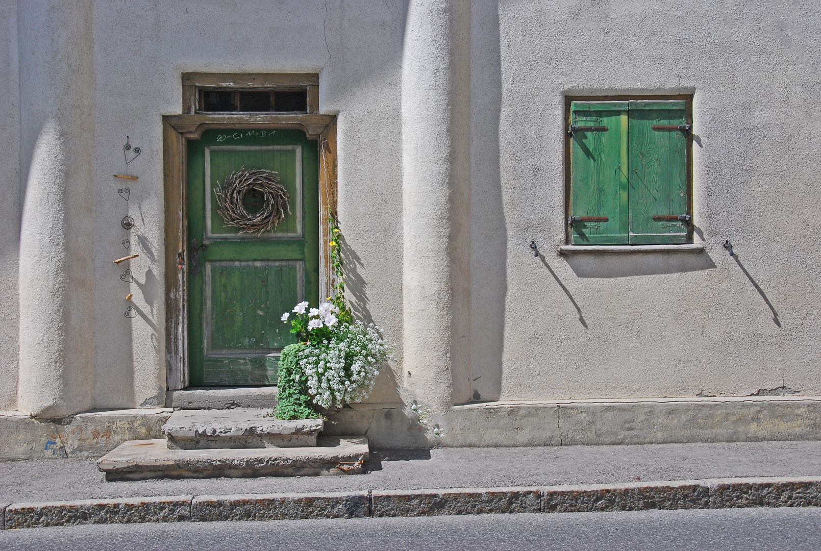 "Türen und Fenster"(im Lechtal)