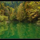 Türkisblau-grüner See entdeckt