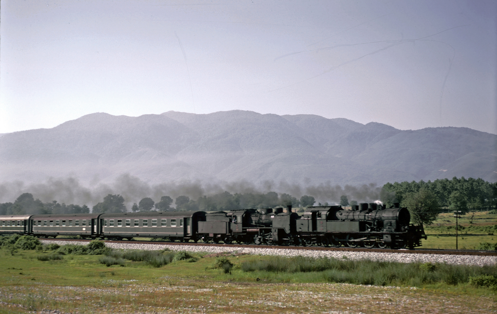 Türkische Staatsbahn D Rh.34+R37 (Nachbau pr. T18) mit Personenzug